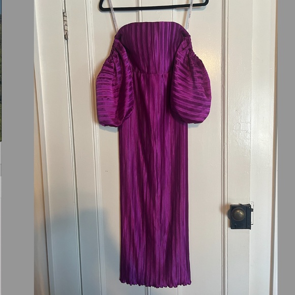 NWT Sirene Pleated Gown Grape - Picture 2 of 5